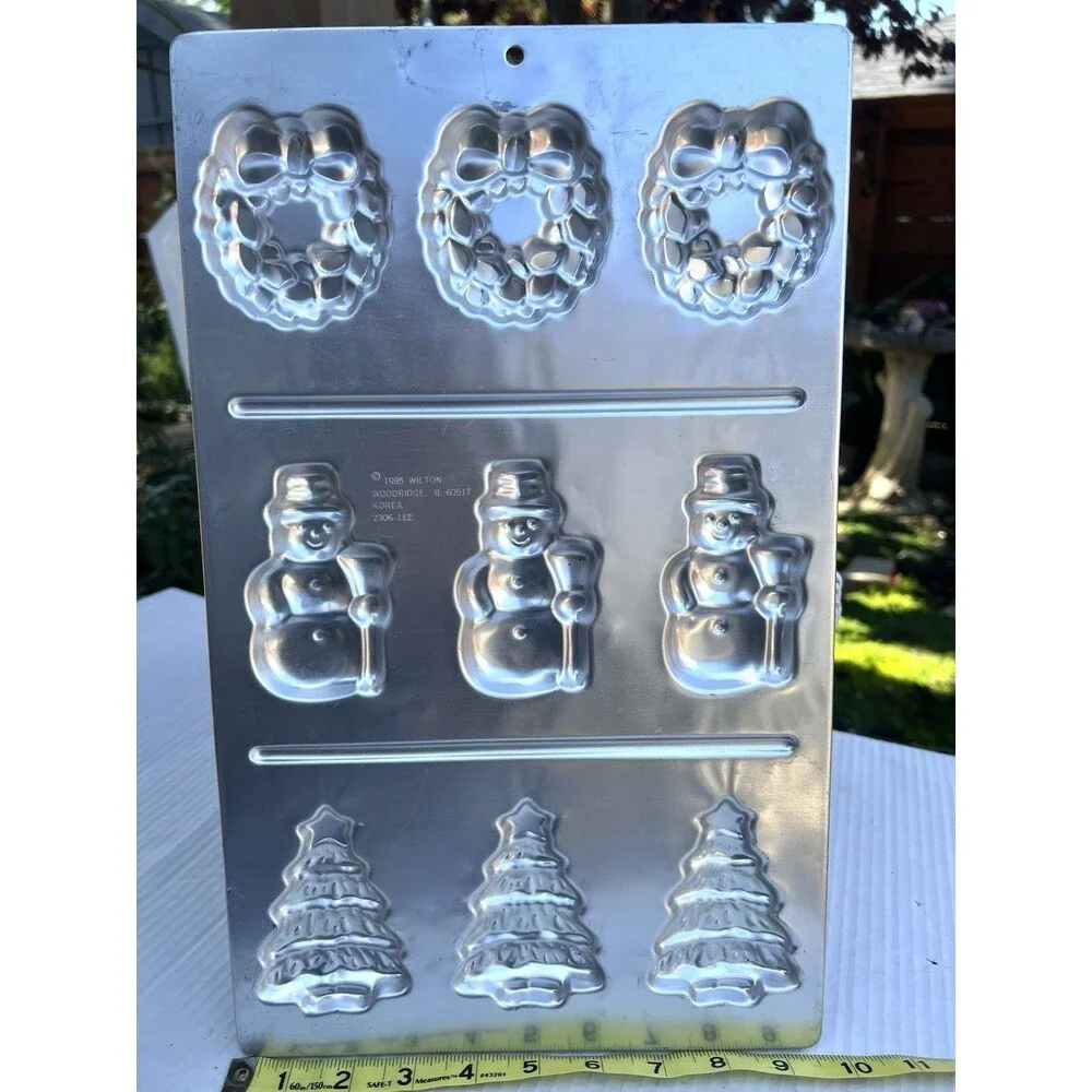 1985 Wilton Christmas Cookie Pan Mold Wreath Snowman Tree 2306-112 Vintage
